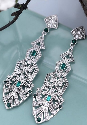 Boucles-oreilles-retro-1920